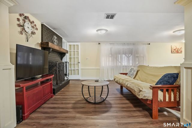 766 Paradise Avenue, Hamden, CT 06514