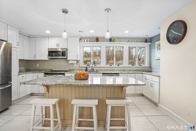 766 Paradise Avenue, Hamden, CT 06514