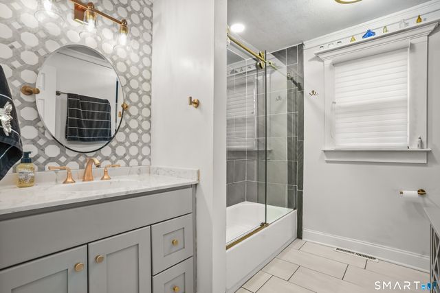 766 Paradise Avenue, Hamden, CT 06514