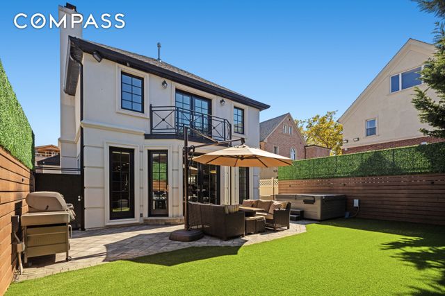 8008 Harbor View Terrace, New York City, NY 11209
