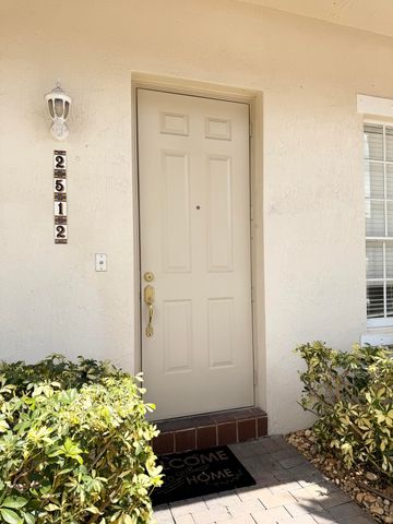 2512 NW 4th Street, Boynton Beach, FL 33426