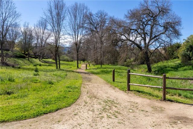 9135 Arbol Del Rosal Way, Atascadero, CA 93422