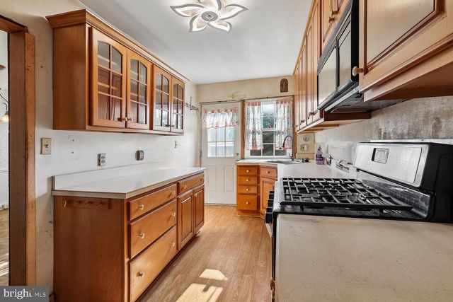 329 WHITFIELD RD, Baltimore, MD 21228