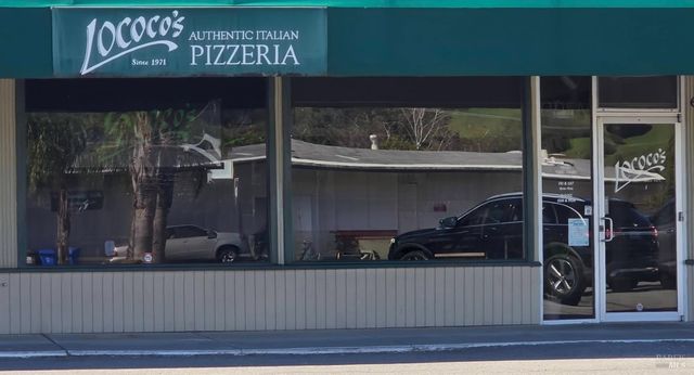 4 Galway Ln, San Rafael, CA 94903