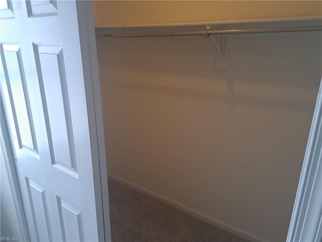 1623 Slidell LN, Virginia Beach, VA 23454