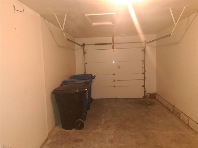 1623 Slidell LN, Virginia Beach, VA 23454