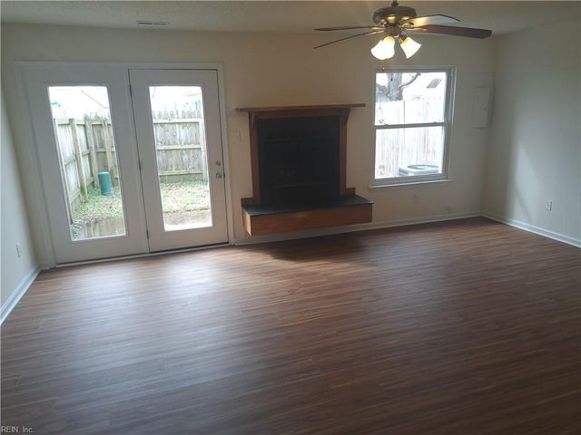 1623 Slidell LN, Virginia Beach, VA 23454