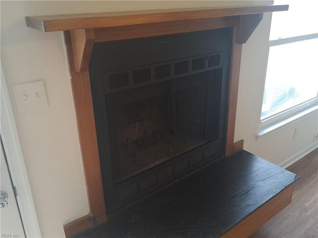 1623 Slidell LN, Virginia Beach, VA 23454