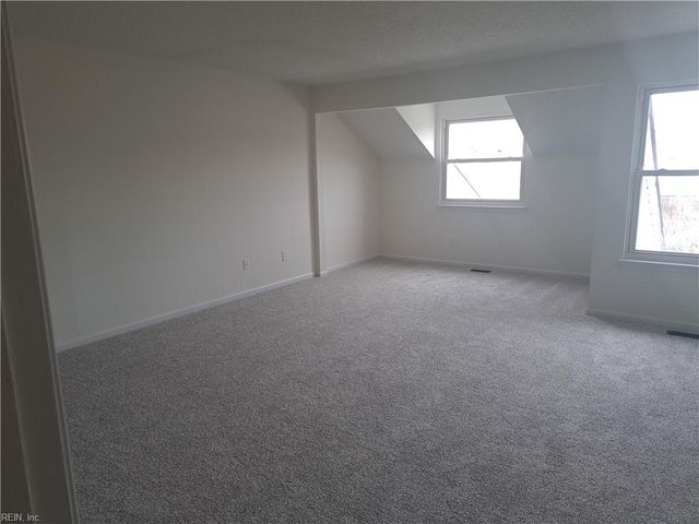 1623 Slidell LN, Virginia Beach, VA 23454