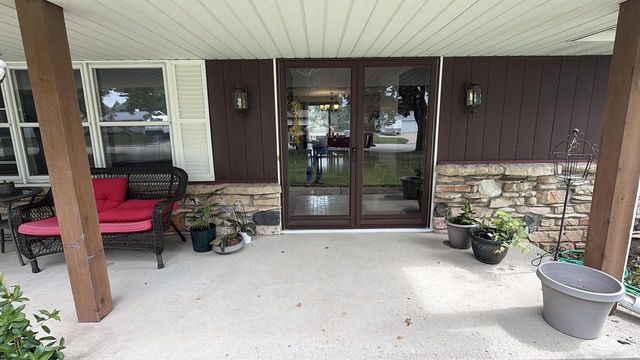 822 MOON DRIVE, Green Bay, WI 54313