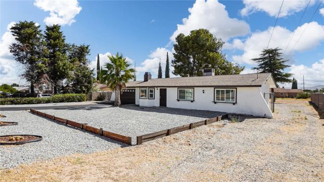8205 Peach, Hesperia, CA 92345