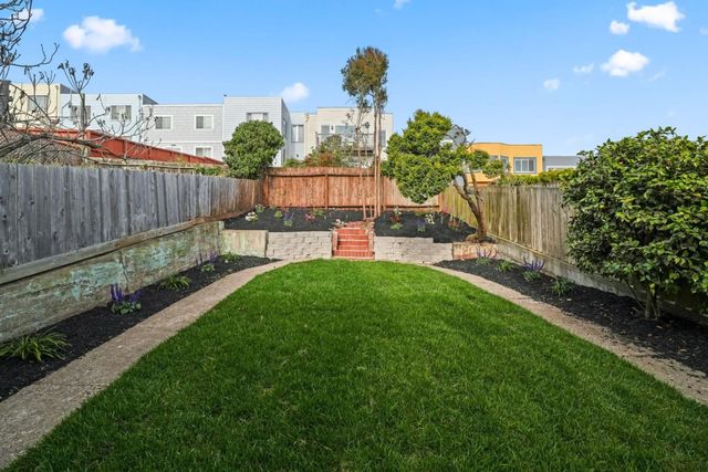 2270 27th Avenue, San Francisco, CA 94116