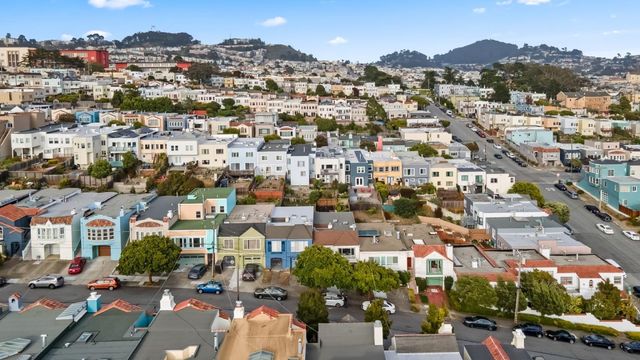 2270 27th Avenue, San Francisco, CA 94116