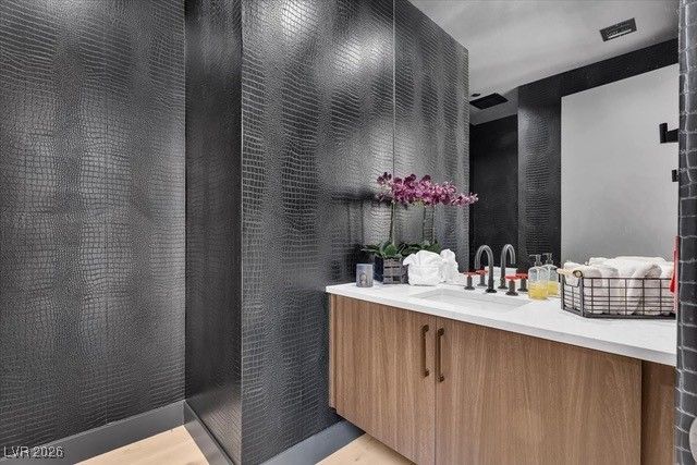 16 Canyon Shores Place, Henderson, NV 89011