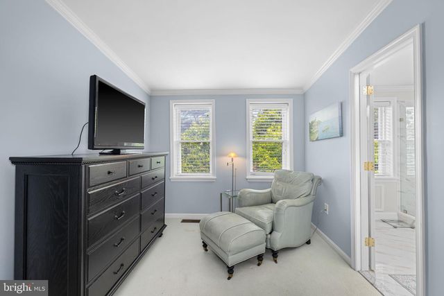 224 9TH ST SE, Washington, DC 20003