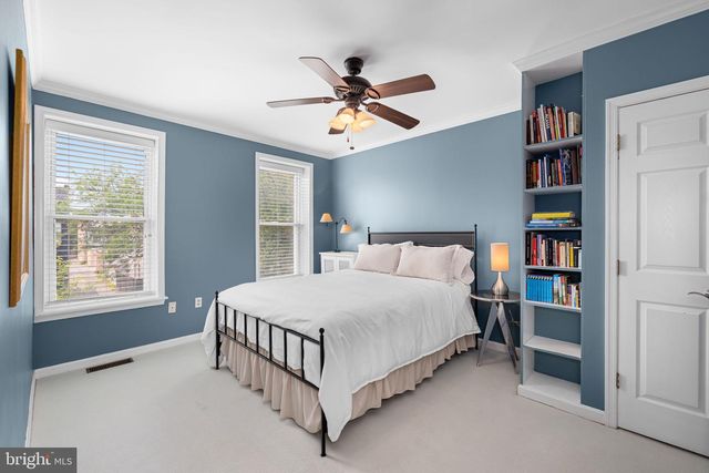 224 9TH ST SE, Washington, DC 20003