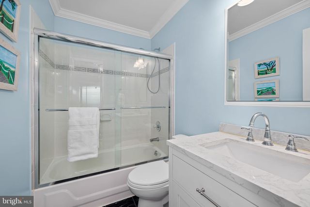 224 9TH ST SE, Washington, DC 20003