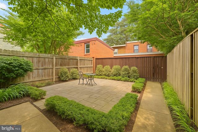 224 9TH ST SE, Washington, DC 20003