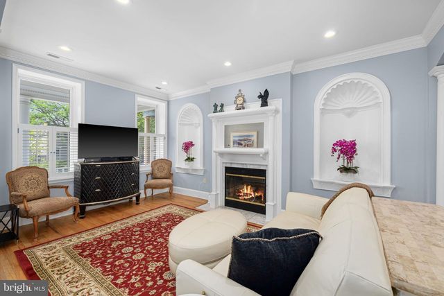 224 9TH ST SE, Washington, DC 20003