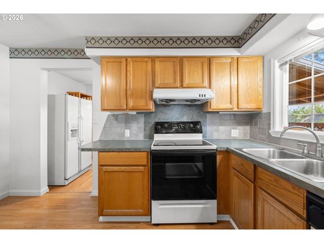 4925 Se 133RD Ave, Portland, OR 97236