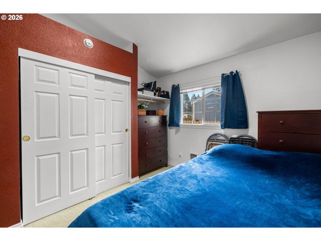 4925 Se 133RD Ave, Portland, OR 97236