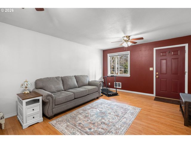 4925 Se 133RD Ave, Portland, OR 97236