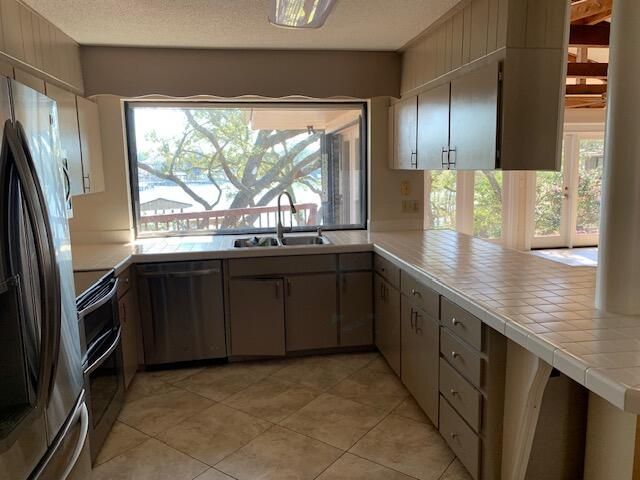 506 Amelia Street, Fort Walton Beach, FL 32547