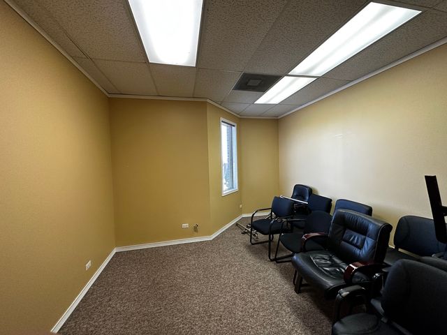 222 Vollmer Road 2B, Chicago Heights, IL 60411