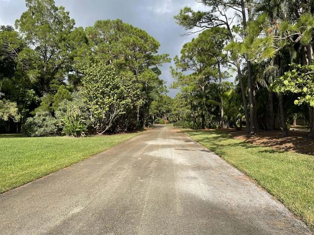 3233 NW Dockage Way, Palm City, FL 34990