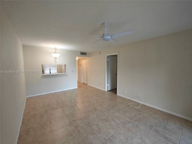 8770 Royal Palm Blvd 203-2, Coral Springs, FL 33065