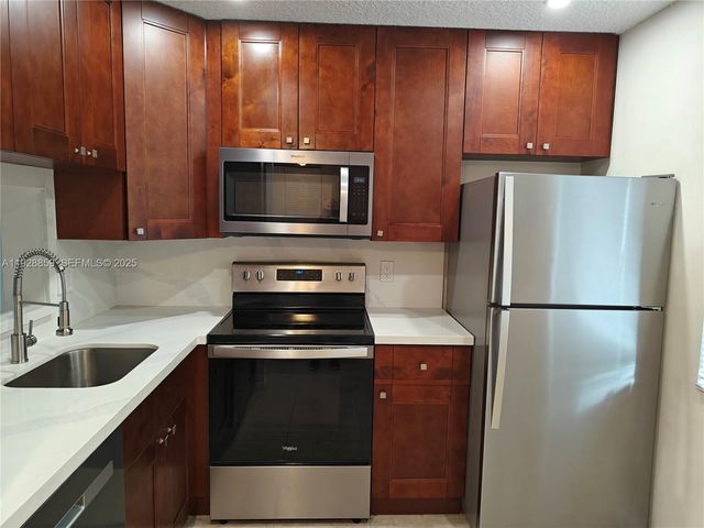 8770 Royal Palm Blvd 203-2, Coral Springs, FL 33065