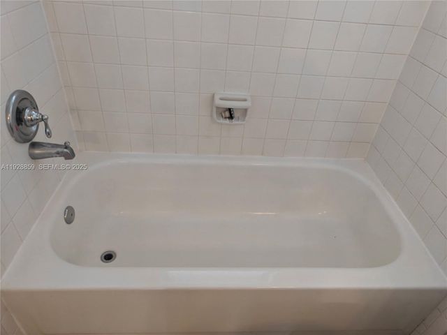 8770 Royal Palm Blvd 203-2, Coral Springs, FL 33065