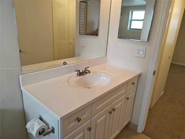 8770 Royal Palm Blvd 203-2, Coral Springs, FL 33065