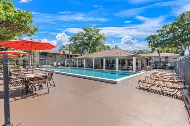 8770 Royal Palm Blvd 203-2, Coral Springs, FL 33065