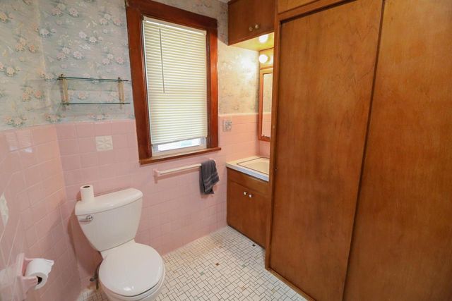 1520 11th STREET S, La Crosse, WI 54601