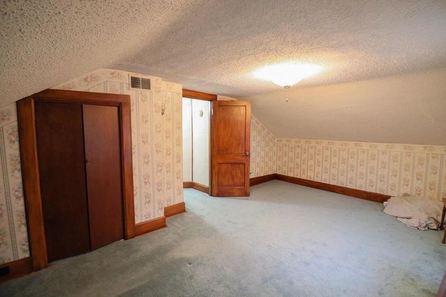 1520 11th STREET S, La Crosse, WI 54601