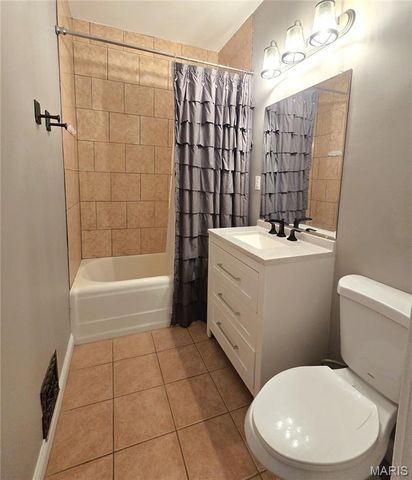 111 W 2nd Street N, Wright City, MO 63390