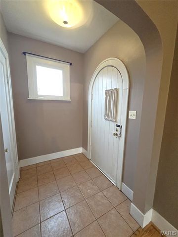 111 W 2nd Street N, Wright City, MO 63390