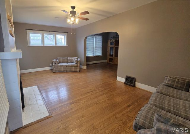 111 W 2nd Street N, Wright City, MO 63390