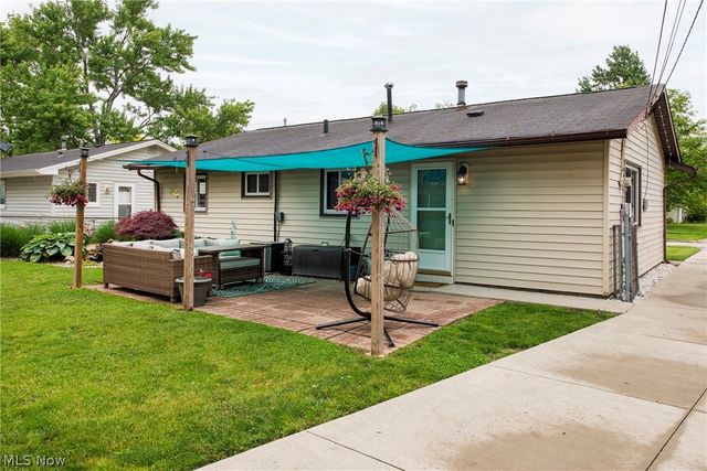 463 Walnut Drive, Berea, OH 44017