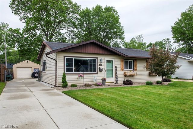 463 Walnut Drive, Berea, OH 44017