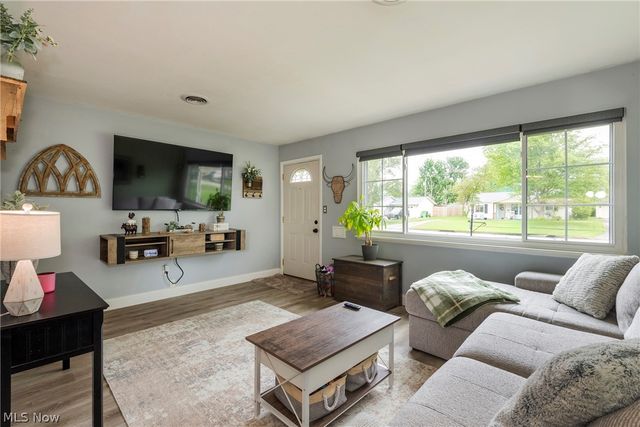 463 Walnut Drive, Berea, OH 44017