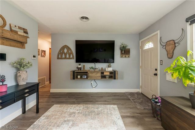 463 Walnut Drive, Berea, OH 44017