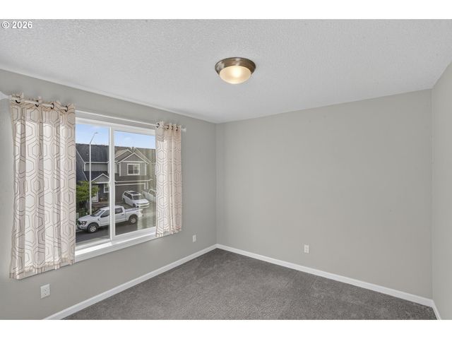 54 SHORE Dr, St Helens, OR 97051