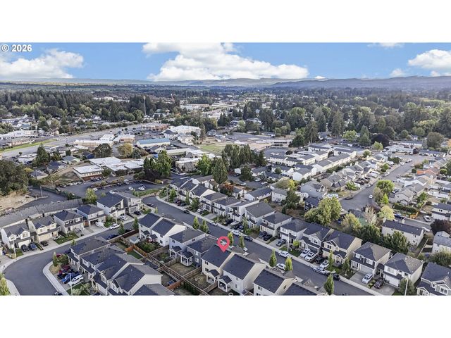 54 SHORE Dr, St Helens, OR 97051