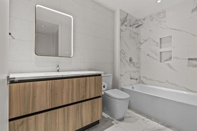 1020 SUNSET POINT ROAD 310, Clearwater, FL 33755