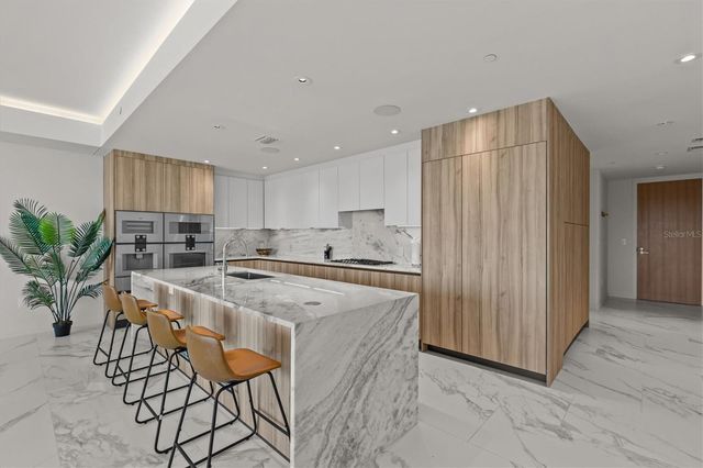 1020 SUNSET POINT ROAD 310, Clearwater, FL 33755