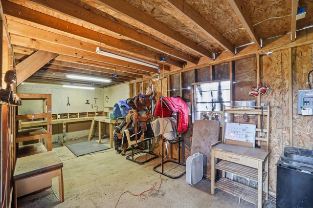 235 Lakewood Drive, Nicholasville, KY 40356