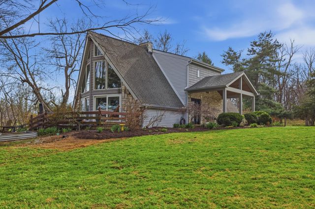 235 Lakewood Drive, Nicholasville, KY 40356