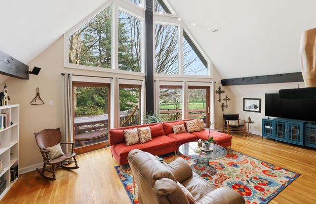 235 Lakewood Drive, Nicholasville, KY 40356